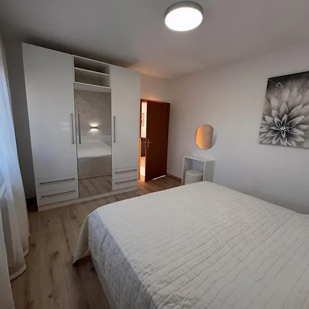 Apartment House Meri Supetarska Draga